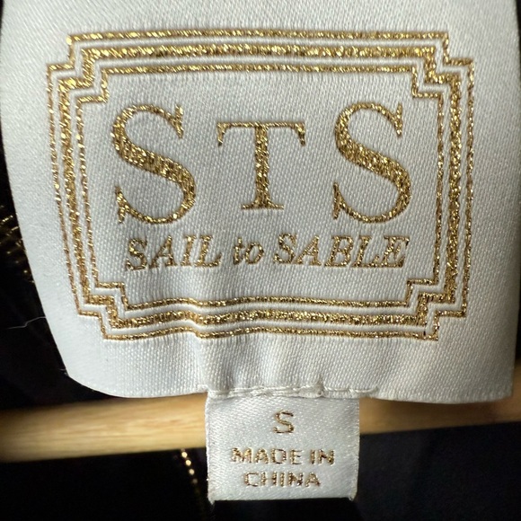 SAIL TO SABLE Faux Suede Bell Sleeve Ruffle Top Black Whimsigoth Feminine‎ S - Picture 6 of 6